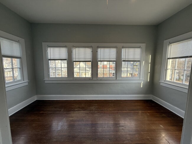 Building Photo - 1217 S 7th St