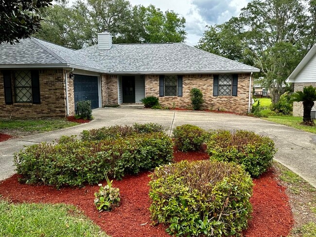 Building Photo - 109 Dominica Way