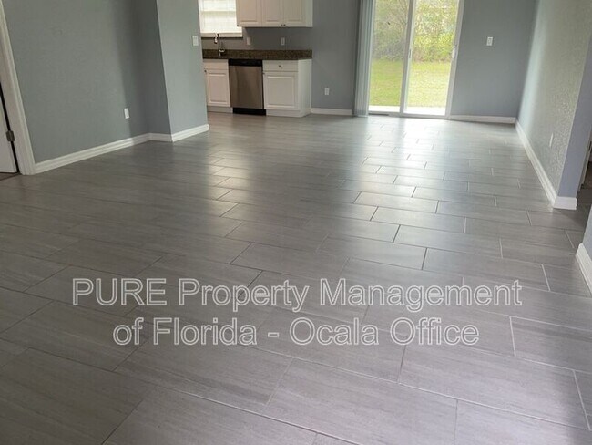 Building Photo - 5696 NW 57th Ct