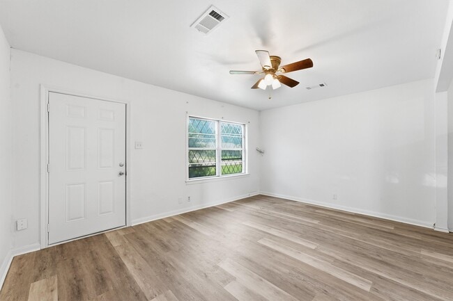 Building Photo - 3711 Cosby St