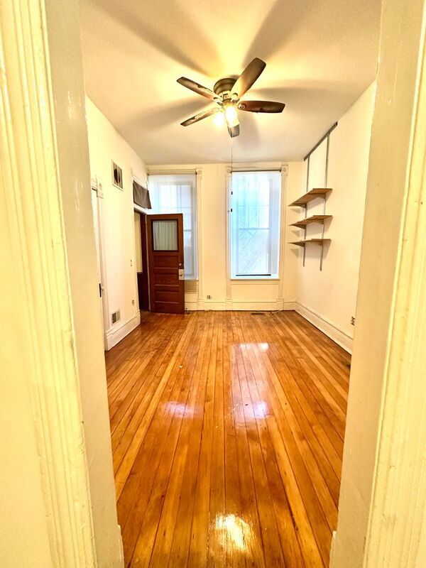Building Photo - 1656 S Throop St