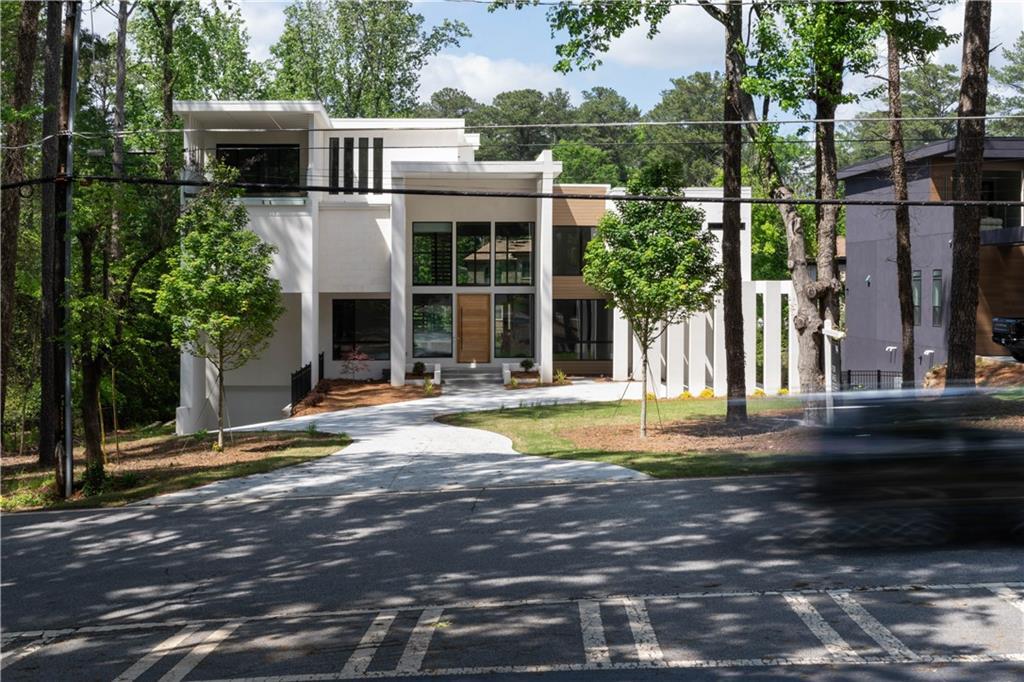 Primary Photo - 2650 Fairoaks Rd