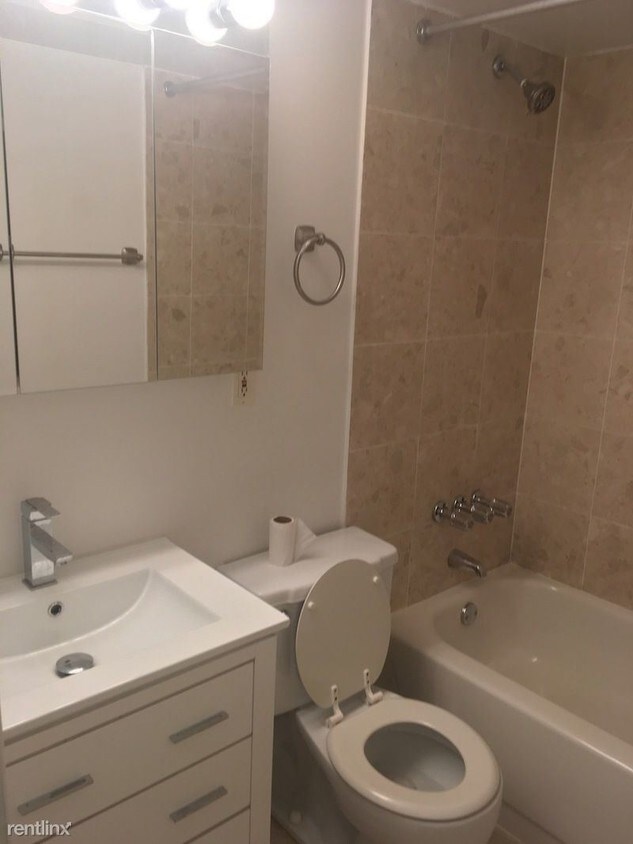 Foto del edificio - 312 W 92nd St