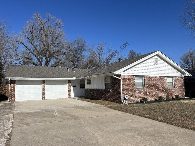 Photo - 4413 NW 12th St House