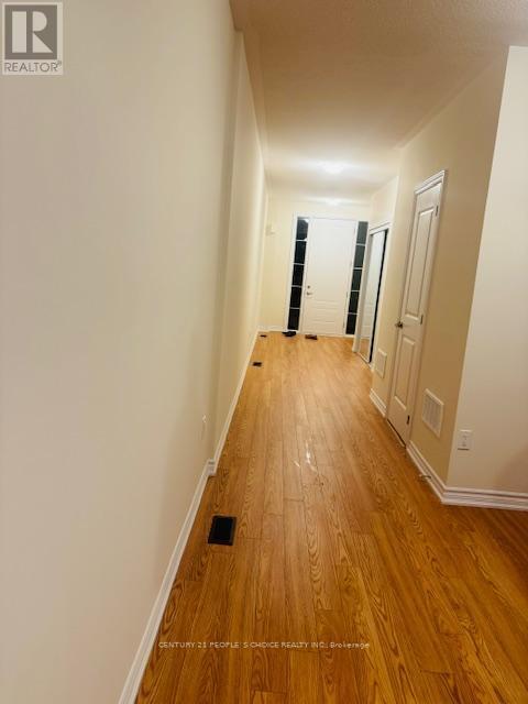 Building Photo - 116 McGill Ave