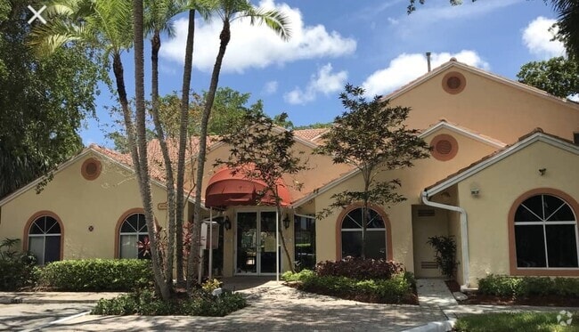 Building Photo - 1135 Coral Club Dr