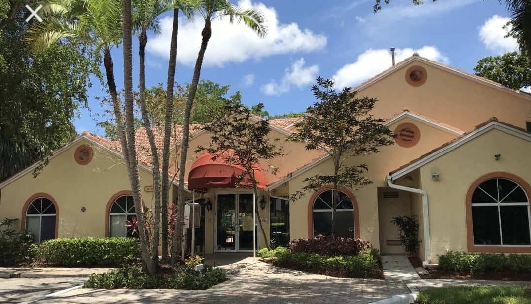 Primary Photo - 1135 Coral Club Dr