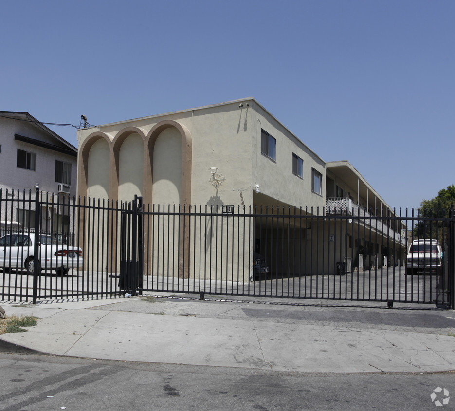 Primary Photo - 6042 Hazelhurst Pl