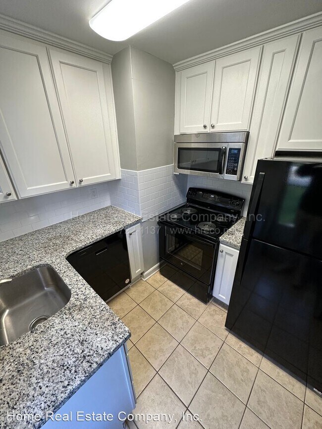 Building Photo - 1 br, 1 bath House - 2636 Greenbrier Road ...