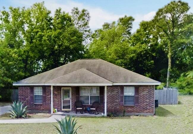Photo - 535 N Forest Dr House