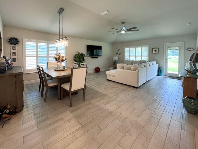 Foto del edificio - Immaculate 4BR/2BA New Construction Home i...