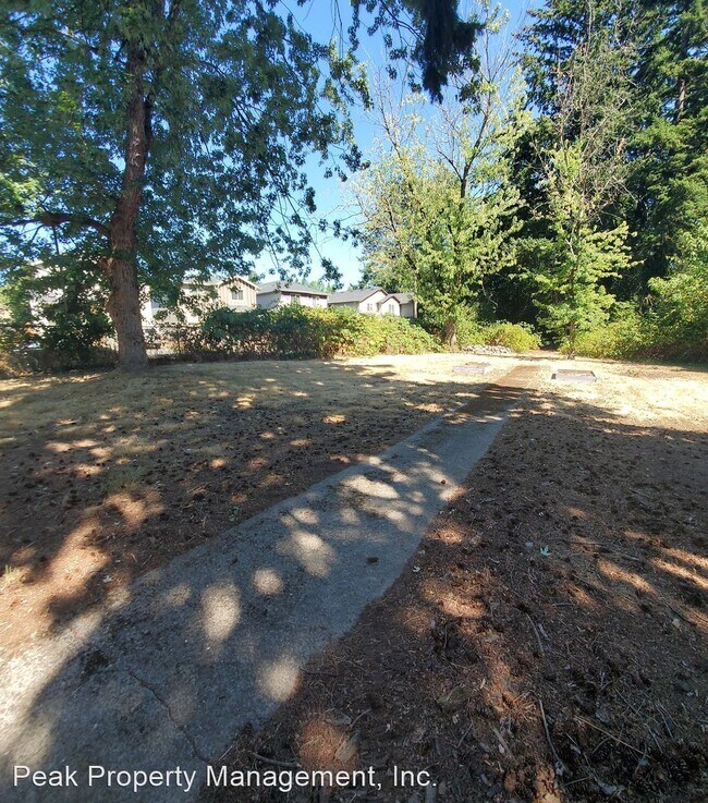 Building Photo - 3 br, 1 bath House - 46 NE 148th Ave.