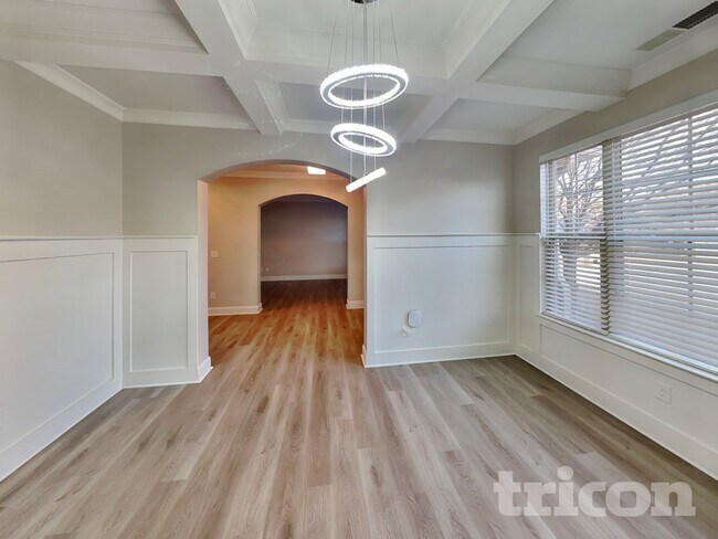 Foto del edificio - 544 Georgia Cir