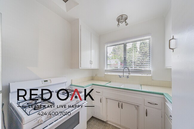 Foto del edificio - 1632 Laurel Ave