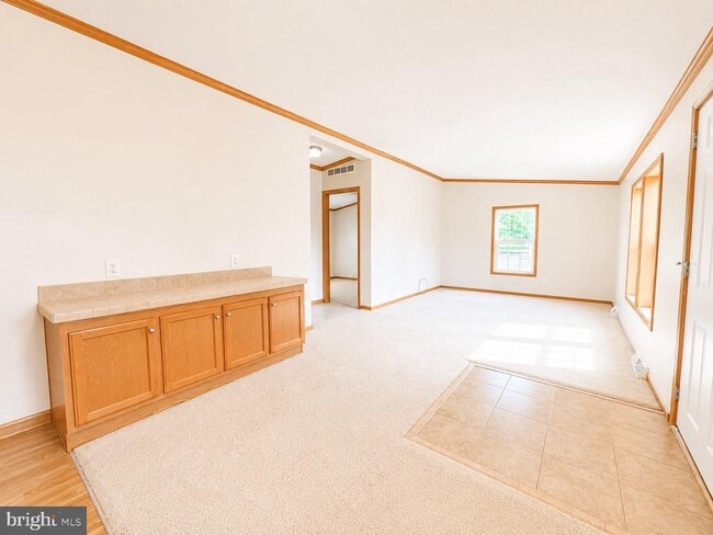 Building Photo - 3073 Table Rock Rd