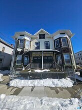 Building Photo - 236 Brooks St