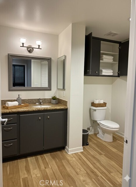 Building Photo - 160 S Hudson Ave