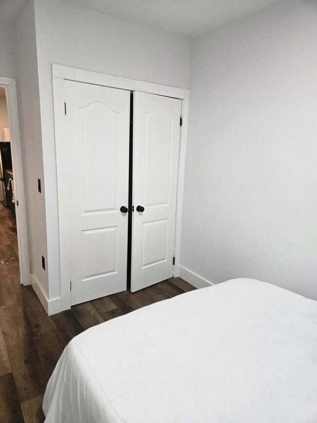 Foto del edificio - 11765 Glenfield Ave