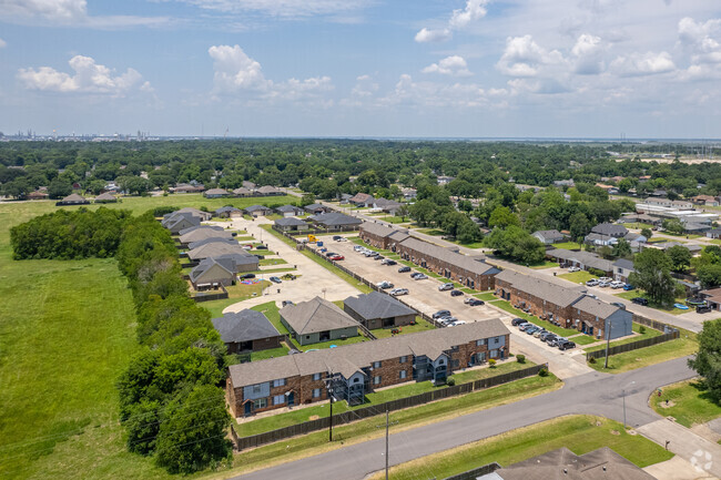 Aerial Photo - Axis Manor Apartments