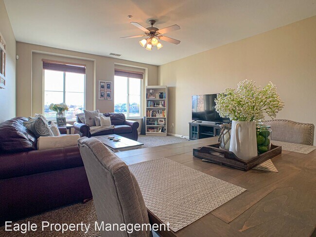 Building Photo - 2 br, 3 bath House - 1202 Hudson Circle
