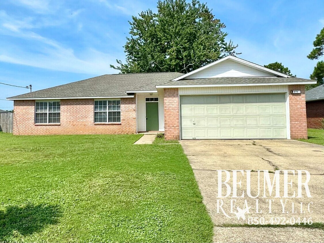 Foto principal - Fantastic Located Home Near NAS for Rent