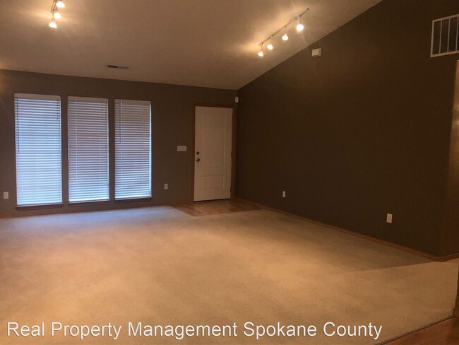 Building Photo - 3 br, 2 bath House - 1615 E Houghton Court