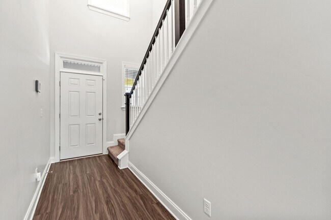 Foto del edificio - 597 Vinings Dr