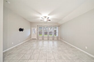 Building Photo - 27910 Augusta View Dr