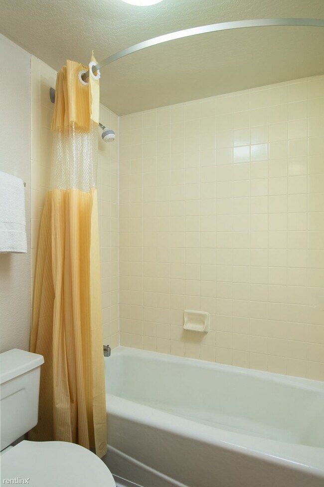 Foto del edificio - 701 E 7th St