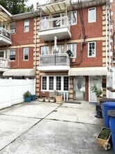 Building Photo - 47-57 58th Ln