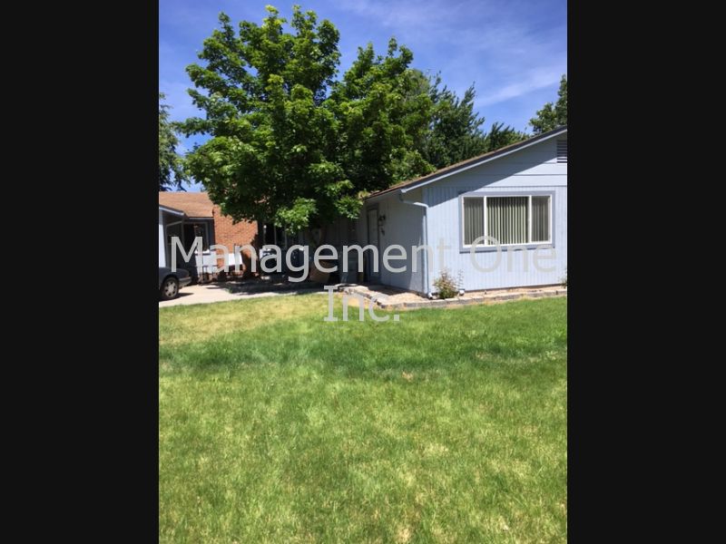 Primary Photo - 360 Stierman Way