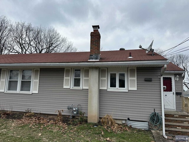 Primary Photo - 32 Fournier Crescent
