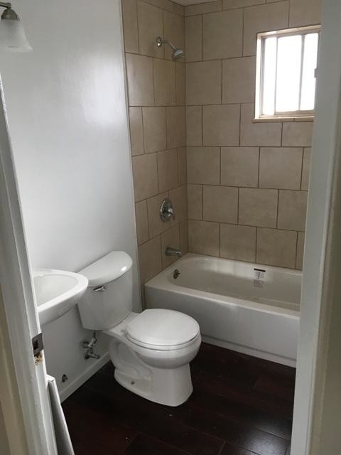 Foto del edificio - 4900 W. 8th Ave