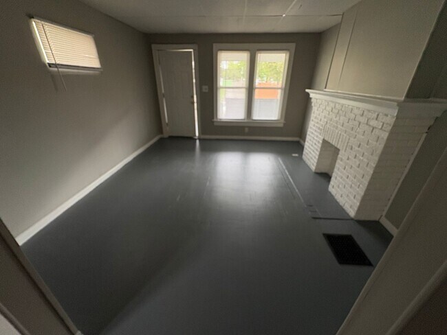 Foto del edificio - 461-463 South Wayne Avenue