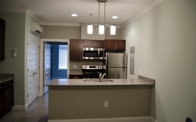 Kitchen - The Lofts at Tremont