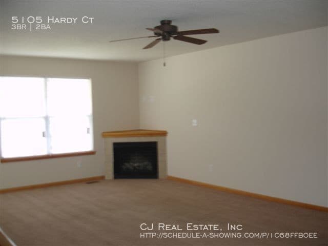 Foto del edificio - 5105 Hardy Ct
