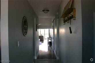 Building Photo - 15160 Riverbend Blvd