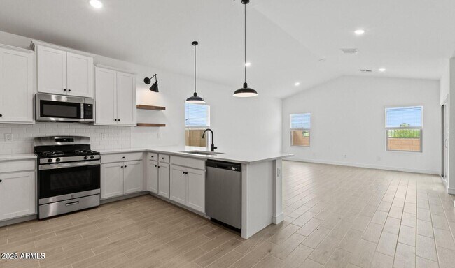 Foto del edificio - 7426 S 76th Dr