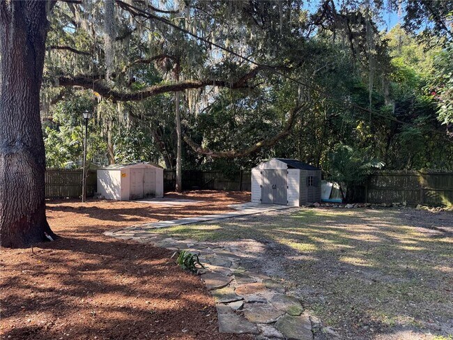 Foto del edificio - 1810 Washington Ave