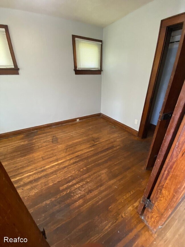 Building Photo - 2 br, 1 bath House - 2208 Springmont Ave