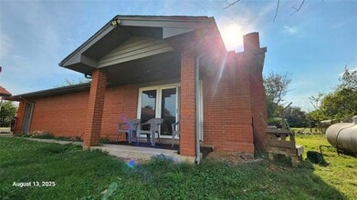Building Photo - 1800 Kirkpatrick Ln