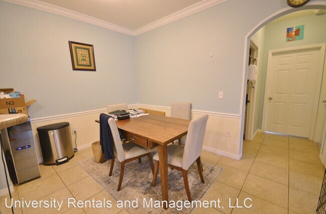 Foto del edificio - 3 br, 3 bath House - 1245 SW 9th Rd Unit #301