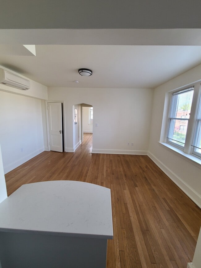 Photo - 5000 New Hampshire Ave NW Apartment