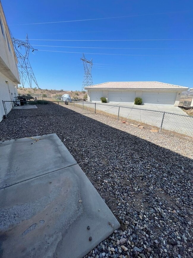 Building Photo - Charming 1 bedroom 1 bath - Apartment Near Casinos with Attached Garage