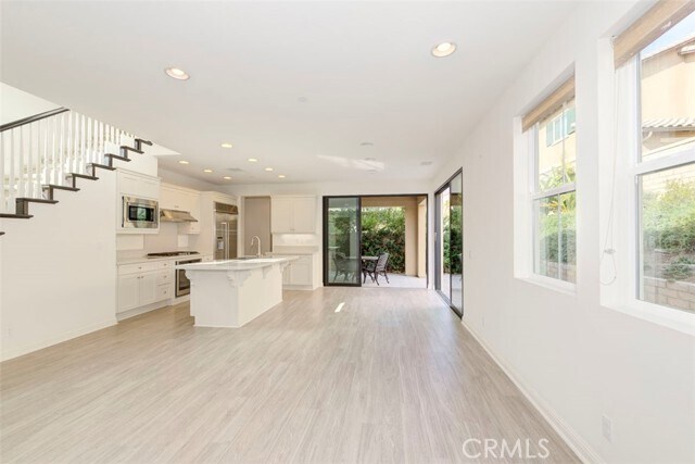 Building Photo - 25 Bluebell