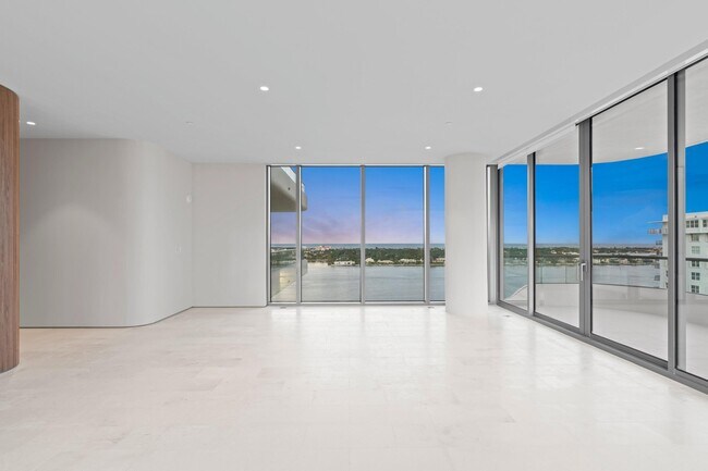 Building Photo - 200 Arkona Ct