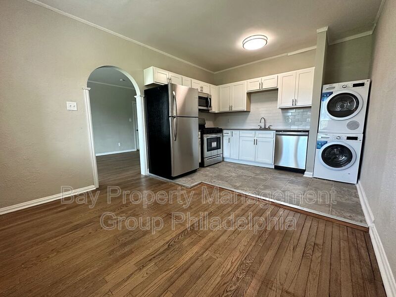 Primary Photo - 4927 Wynnefield Ave