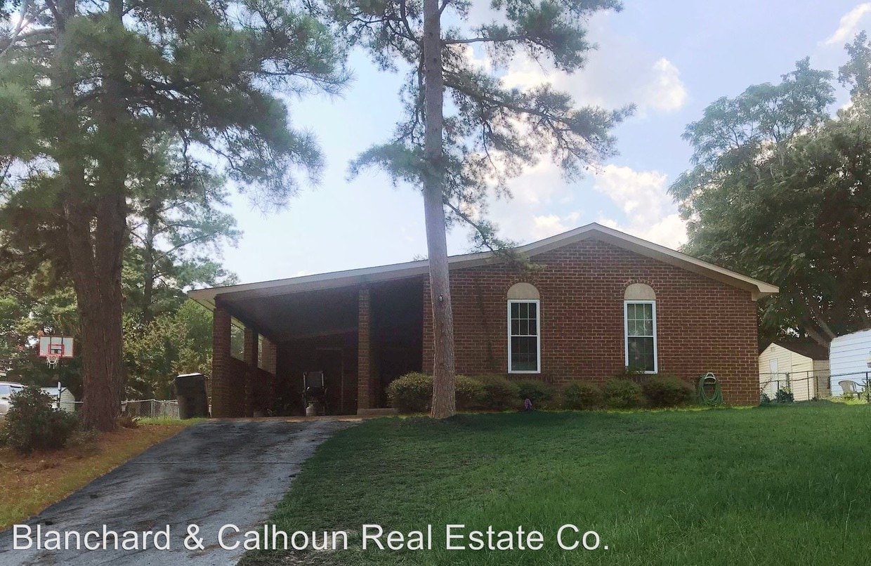 Primary Photo - 3 br, 2 bath House - 4450 Shadowood Drive