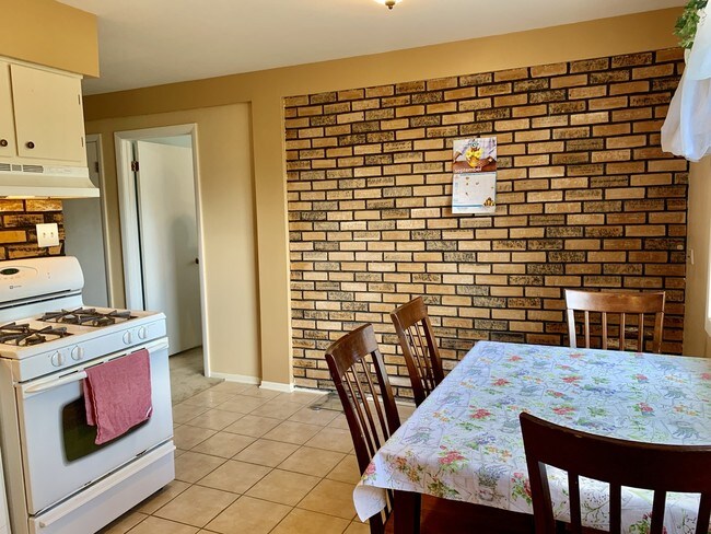 Foto del edificio - 215 Hale St