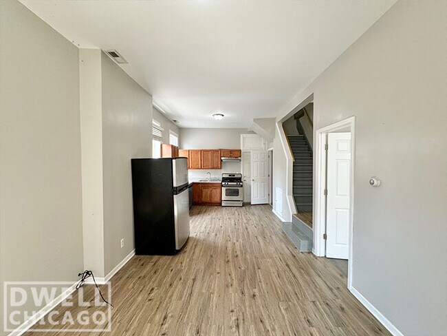 Foto del edificio - 2133 S Fairfield Ave